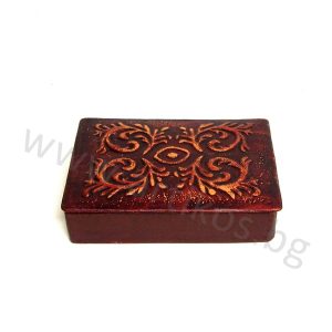 leather box floral motives